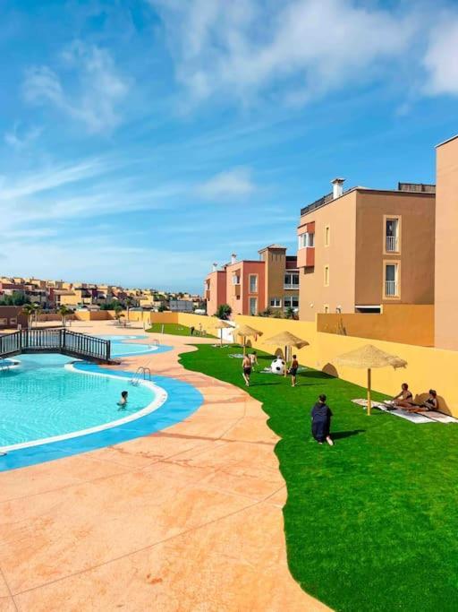 Apartamento Casa Bamboo Corralejo, Espacioso, Piscina Y Parking 외부 사진